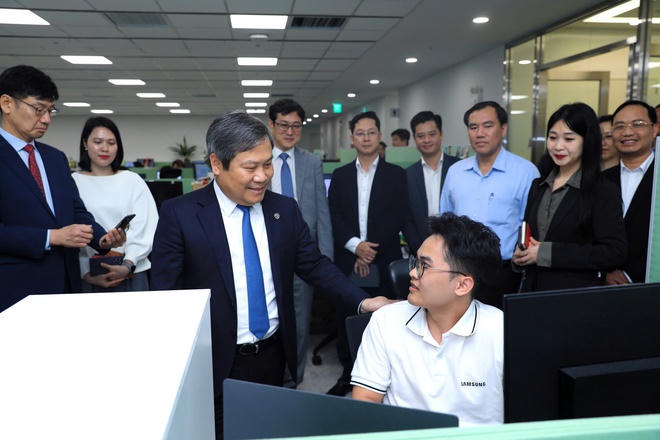 Chủ tịch UBND TP Hà Nội thăm, chúc Tết doanh nghiệp FDI đầu Xuân 2026