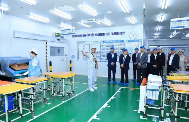 Chủ tịch UBND TP Hà Nội thăm, chúc Tết doanh nghiệp FDI đầu Xuân 2026