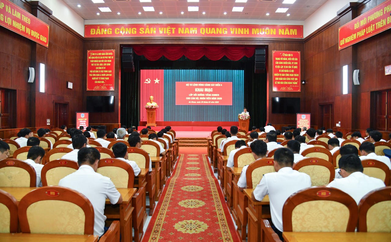 Bộ Tư Lệnh Vùng Cảnh sát biển 4 khai mạc lớp bồi dưỡng tiếng Khmer năm 2026