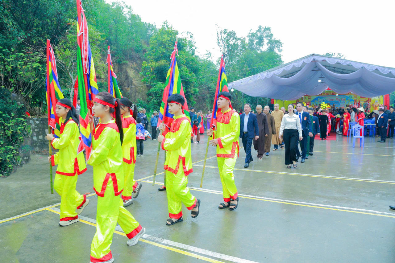 Quảng Ninh: Chùa Mỹ Cụ - nơi giữ gìn bản sắc văn hóa truyền thống của Nhân dân địa phương