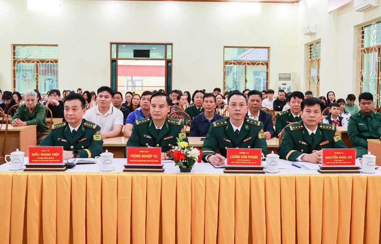 Các đại biểu tham dự Ngày hội.