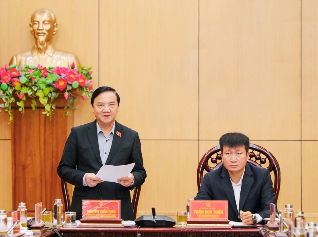 Phó Chủ tịch Quốc hội Nguyễn Khắc Định kiểm tra công tác chuẩn bị bầu cử tại Ninh Bình: Bảo đảm dân chủ, an toàn và đúng luật