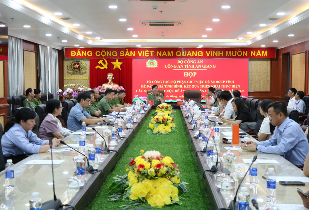 An Giang: Họp tổ công tác, bộ phận giúp việc Tổ Công tác triển khai Đề án 06
