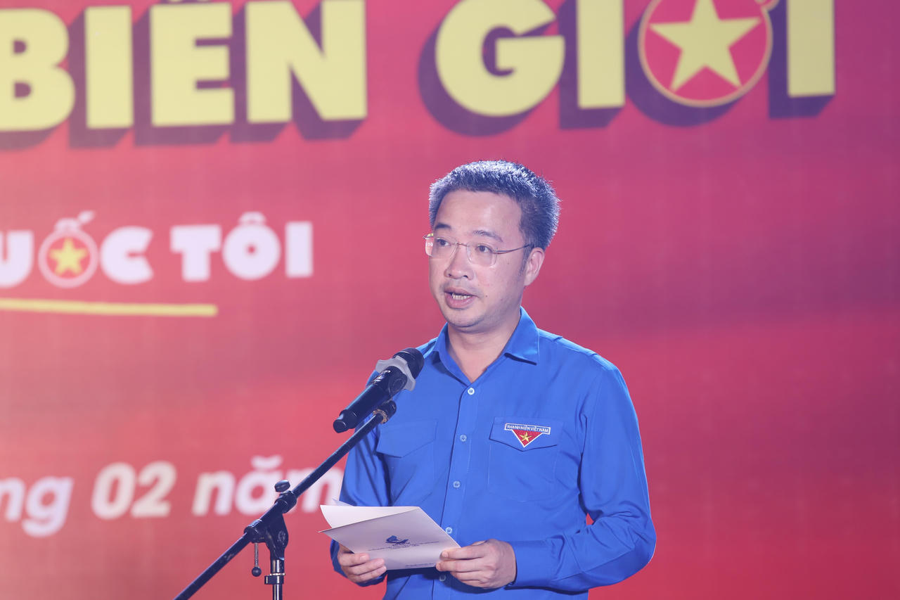 Ông Nguyễn Tường Lâm, Bí thư Trung ương Đoàn, Chủ tịch Trung ương Hội LHTN Việt Nam phát biểu tại chương trình (Ảnh: Đ.Hải)