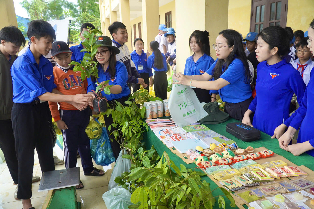 Tuổi trẻ Quảng Trị ra quân Tháng Thanh niên 2026, trao tặng công trình an sinh hơn 320 triệu đồng