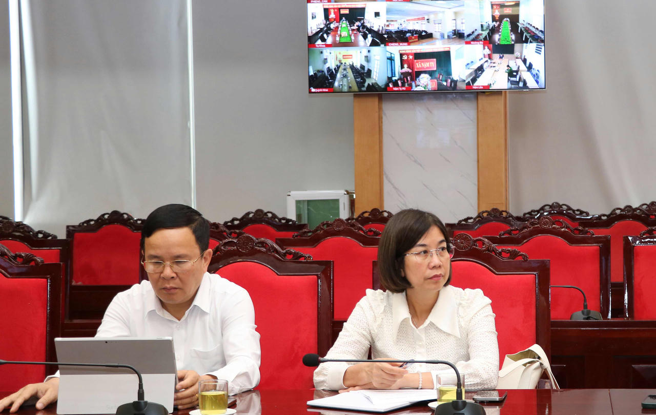 Các đại biểu tham dự hội nghị.