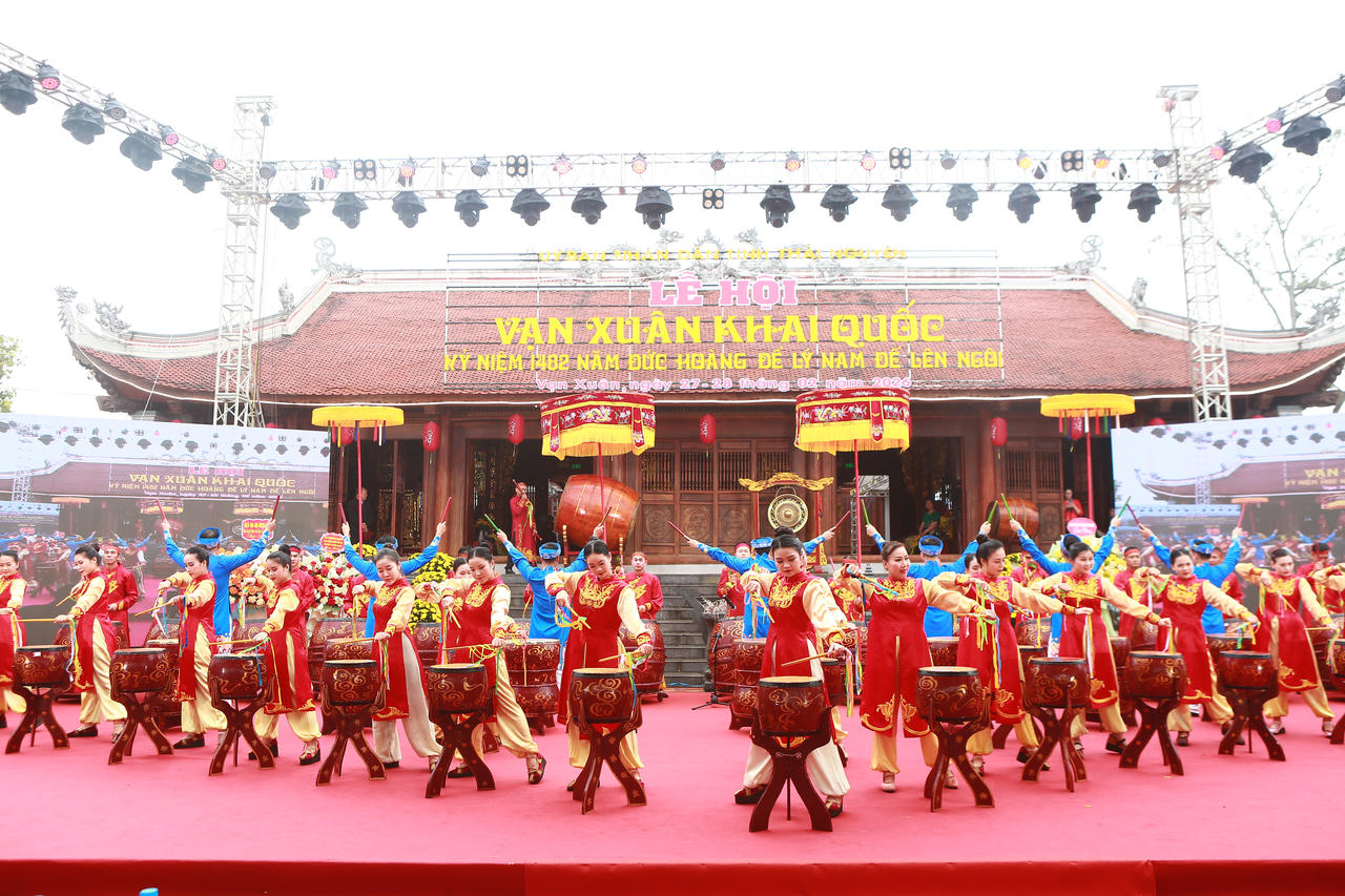 Thái Nguyên: Khai mạc Lễ hội “Vạn Xuân Khai Quốc” tôn vinh Hoàng đế đầu tiên của dân tộc