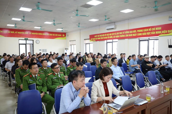 Hà Nội công khai lộ trình xử lý hơn 170 kho, xưởng, bến bãi vi phạm tại bãi sông Hồng