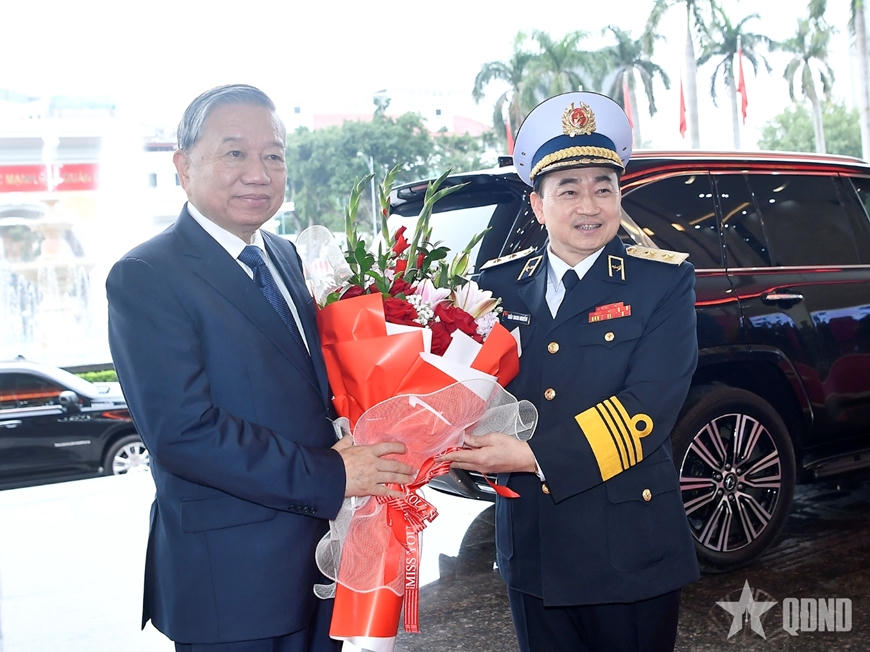 Tổng Bí thư Tô Lâm dự Lễ đón nhận danh hiệu Anh hùng Lực lượng vũ trang nhân dân tại Quân chủng Hải quân