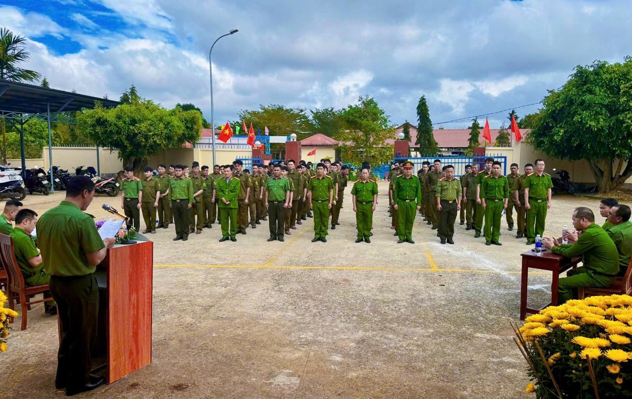 Công an xã Tam Giang (tỉnh Đắk Lắk) ra quân bảo đảm an ninh trật tự Lễ hội.