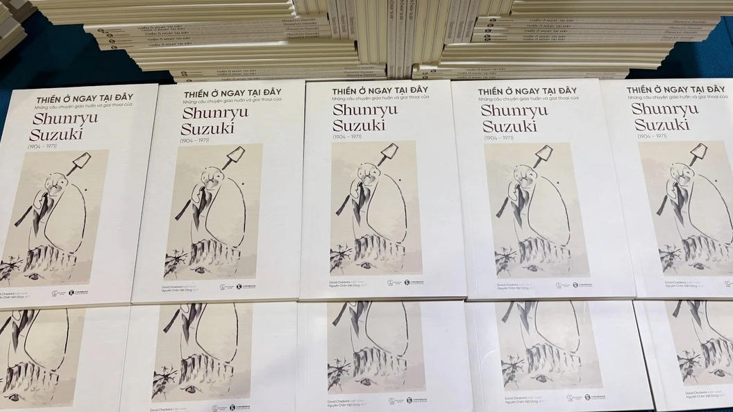 Sách 'Thiền ở ngay tại đây' với góc nhìn sâu sắc về thiền và đời sống tỉnh thức