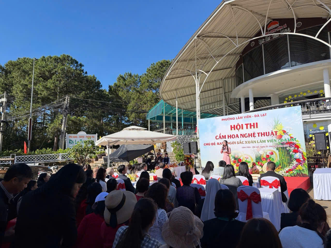 Hội thi thu hút 24 đội tham gia.