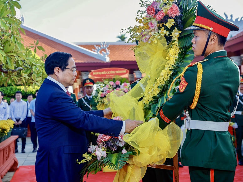 Thủ tướng Phạm Minh Chính dự lễ kỷ niệm 120 năm Ngày sinh Thủ tướng Phạm Văn Đồng- Ảnh 7.
