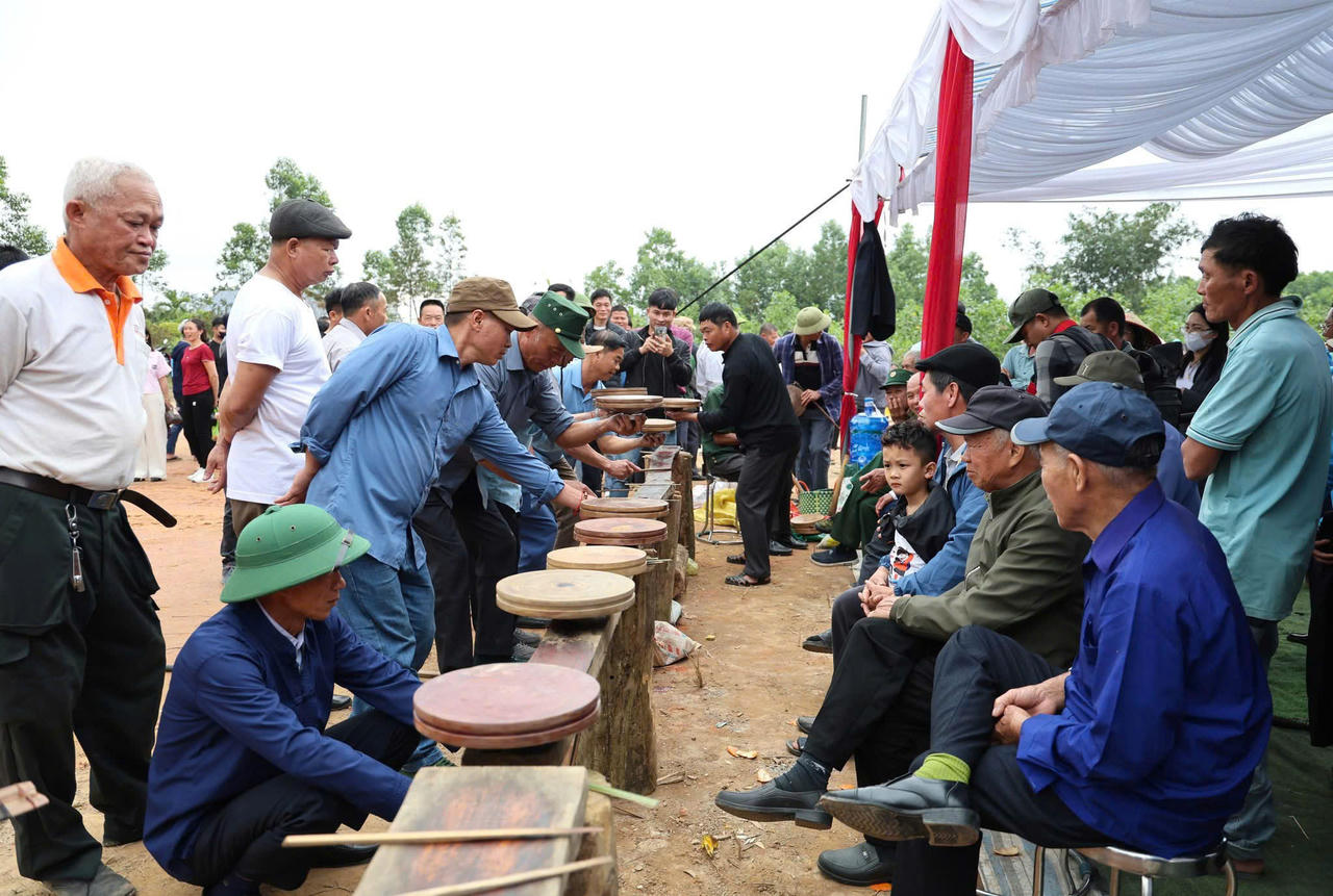 Quảng Ninh: Lễ hội truyền thống bồi đắp niềm tự hào dân tộc