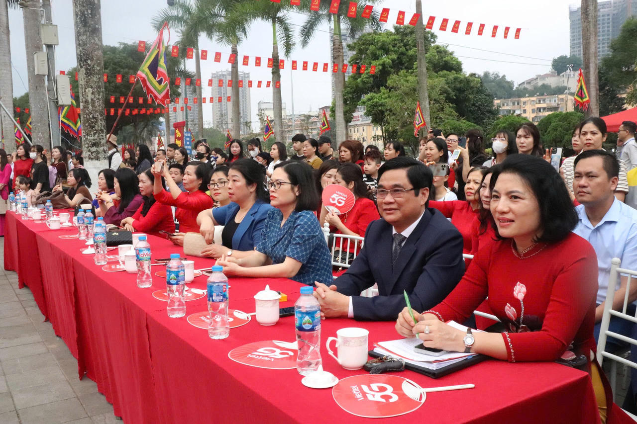 Các đại biểu tham dự Ngày hội Khai bút đầu xuân.