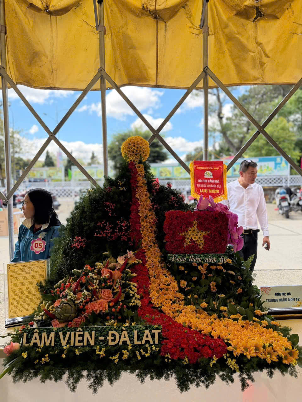 Quảng bá thương hiệu hoa Đà Lạt qua hội thi cắm hoa nghệ thuật