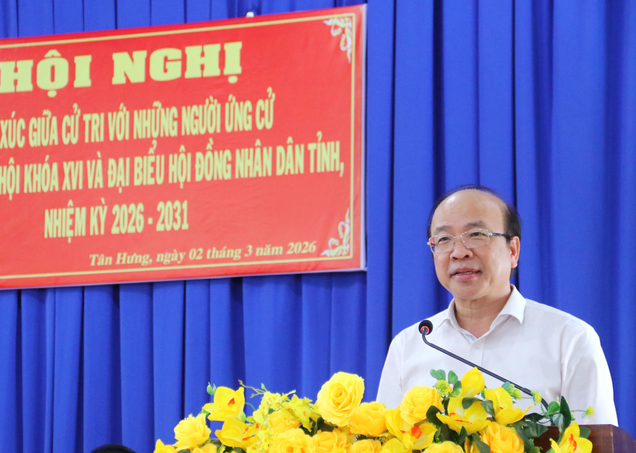 Thứ trưởng Bộ Tư pháp Phan Chí Hiếu nhấn mạnh, nếu được cử tri tín nhiệm sẽ đề xuất cơ chế, chính sách đặc thù phát triển tỉnh Cà Mau, nhất là kinh tế biển, thủy sản công nghệ cao, năng lượng tái tạo, du lịch sinh thái, gắn với ứng phó biến đổi khí hậu.