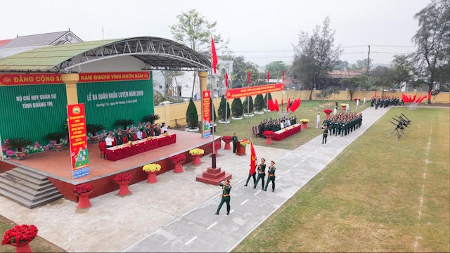 Quảng Trị ra quân huấn luyện 2026: Siết kỷ luật, nâng chất lượng, sẵn sàng mọi tình huống