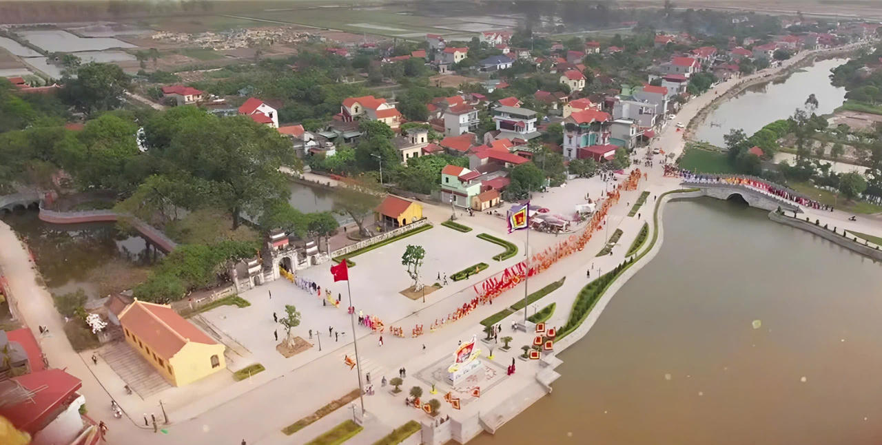 UBND xã Trần Thương đã làm Lễ nhập hạt xin ấn vào ngày 4/1/2026 (tức ngày 16 tháng 11 năm Ất Tỵ) theo nghi thức đã có từ hàng trăm năm, được duy trì, gìn giữ đến nay như một nét đẹp văn hóa truyền thống mỗi dịp đầu Xuân; đồng thời gợi nhớ nguồn gốc của dòng tộc nhà Trần.