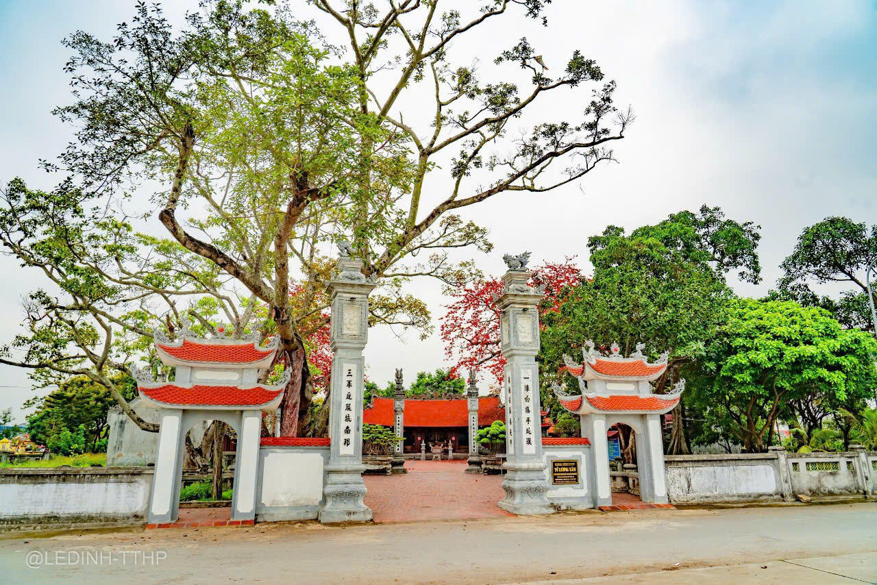 Từ Lương Xâm mở hội