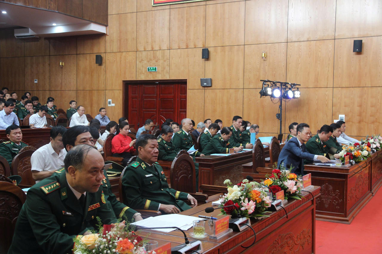 Các đại biểu tham dự buổi lễ