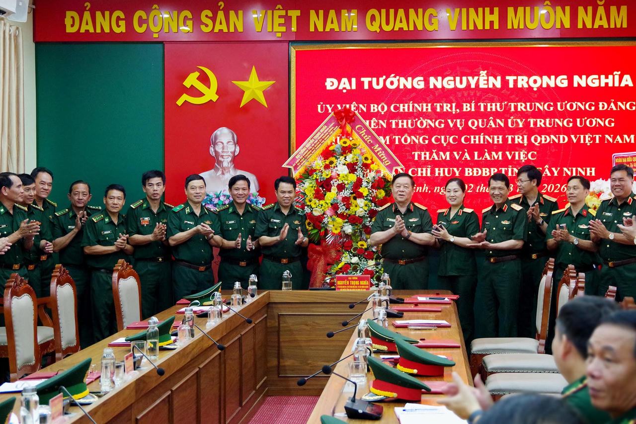 Đại tướng Nguyễn Trọng Nghĩa thăm và làm việc tại Ban Chỉ huy BĐBP tỉnh Tây Ninh