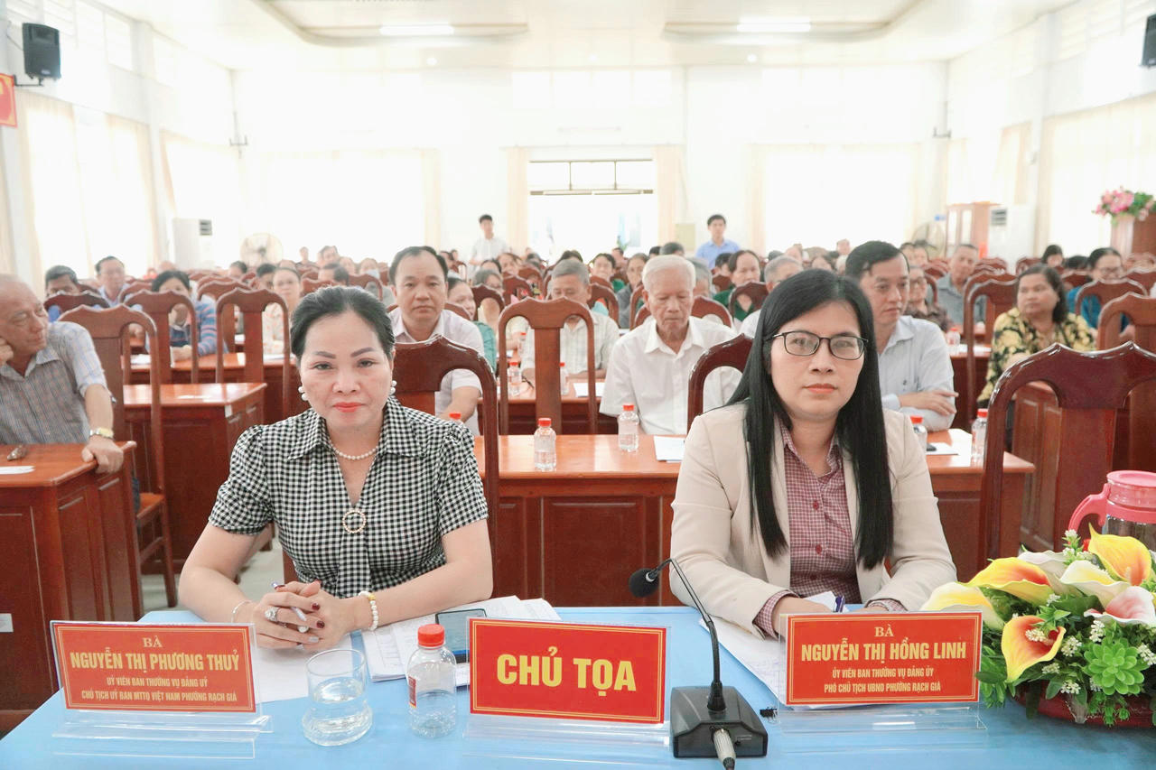 Các đại biểu tham dự&nbsp;