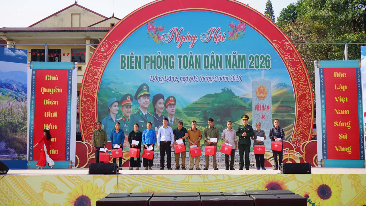 Xã Đồng Đăng (Lạng Sơn) tổ chức Ngày hội Biên phòng toàn dân
