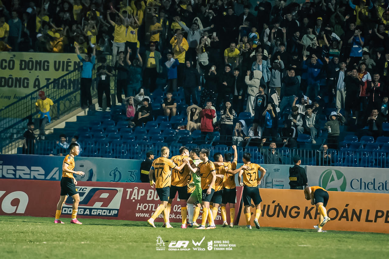 Thanh Hoá có trận đấu kiên cường khi cầm hoà Hải Phòng 3-3 trên sân khách (Ảnh ĐATH)