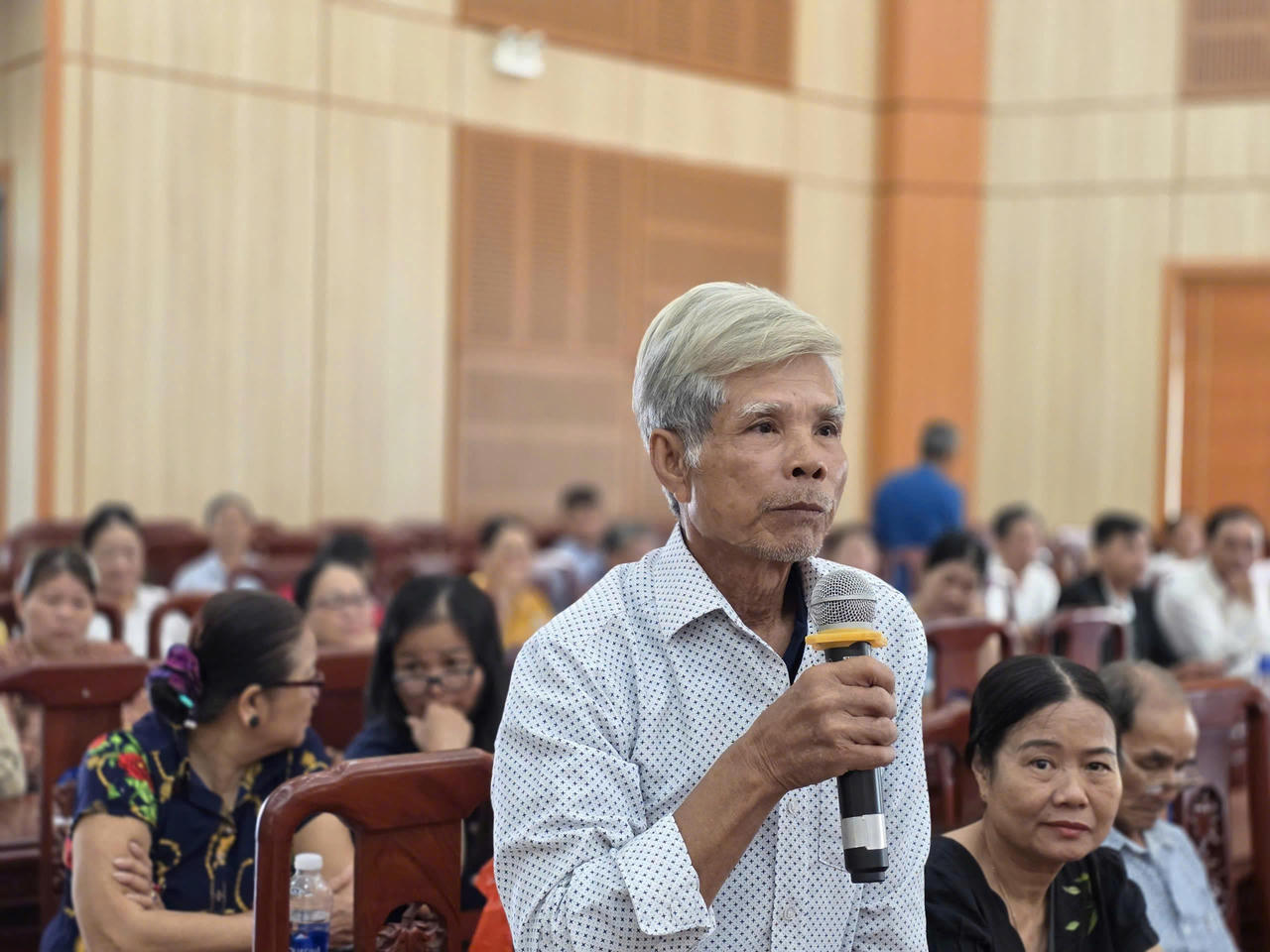 Ứng cử viên ĐBQH tại Đà Nẵng cam kết trách nhiệm đến cùng với kiến nghị của dân