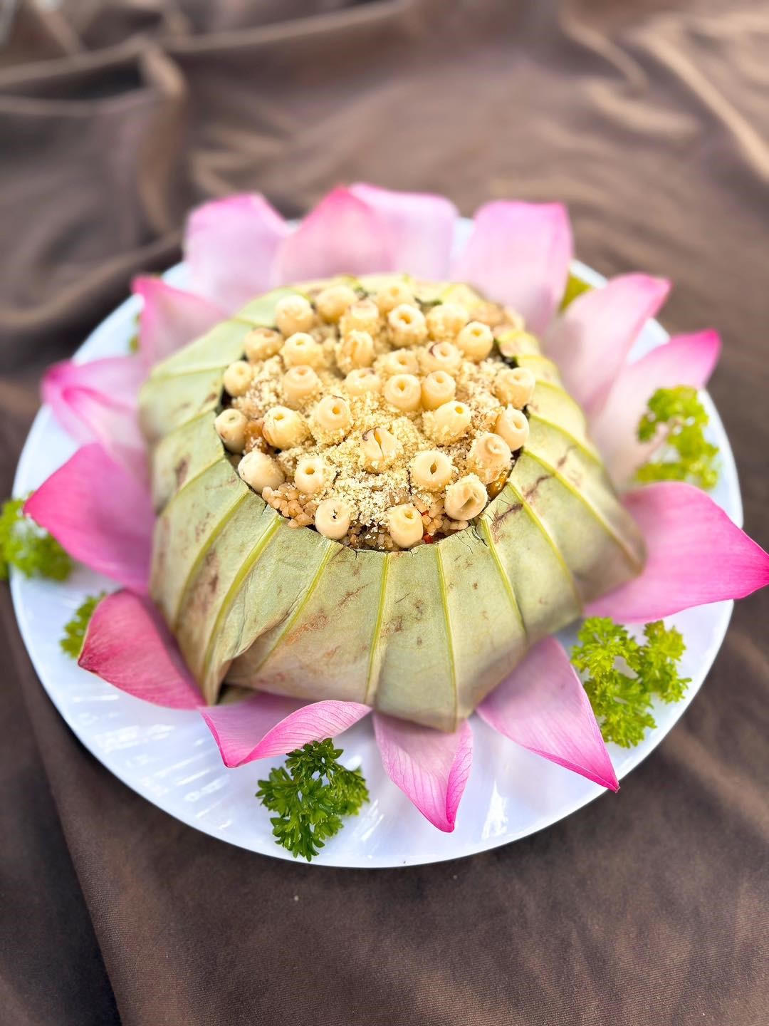 Cơm chiên hạt sen