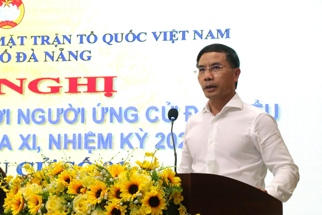 Ông Phạm Đức Ấn, Chủ tịch UBNDTP Đà Nẵng, phát biểu tại chương trình.