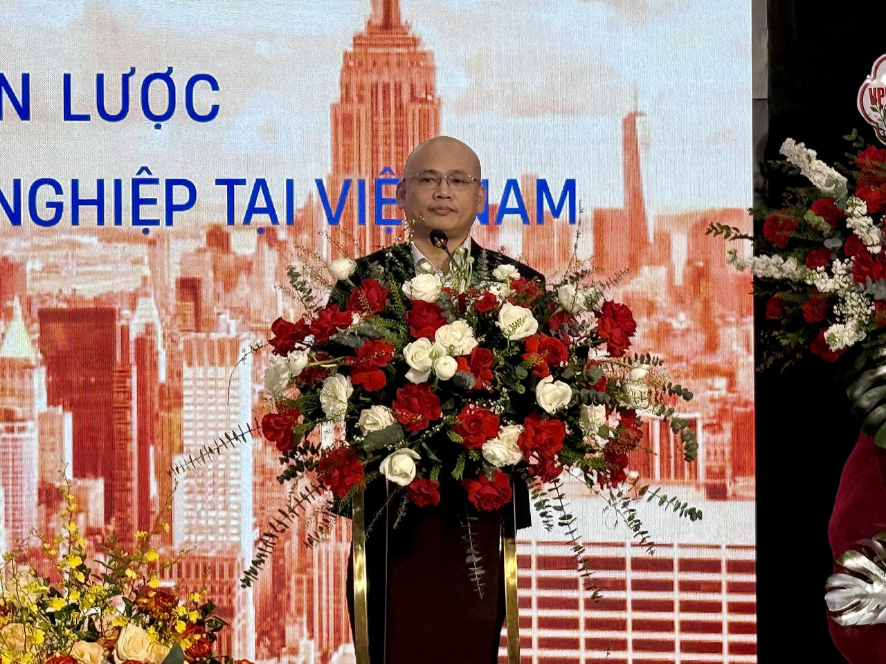 Ông Nguyễn Văn Phượng, Chủ tịch VJCO Group, phát biểu tại Lễ ký kết. Ảnh: H.My.