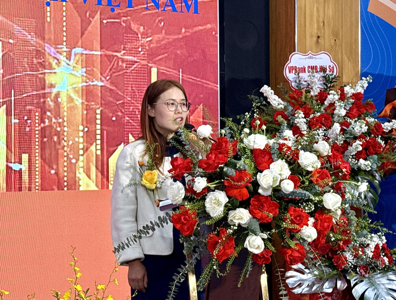 Bà Mạnh Đan, Đại diện Gotion High-Tech, phát biểu tại Lễ ký kết. Ảnh: H.My.