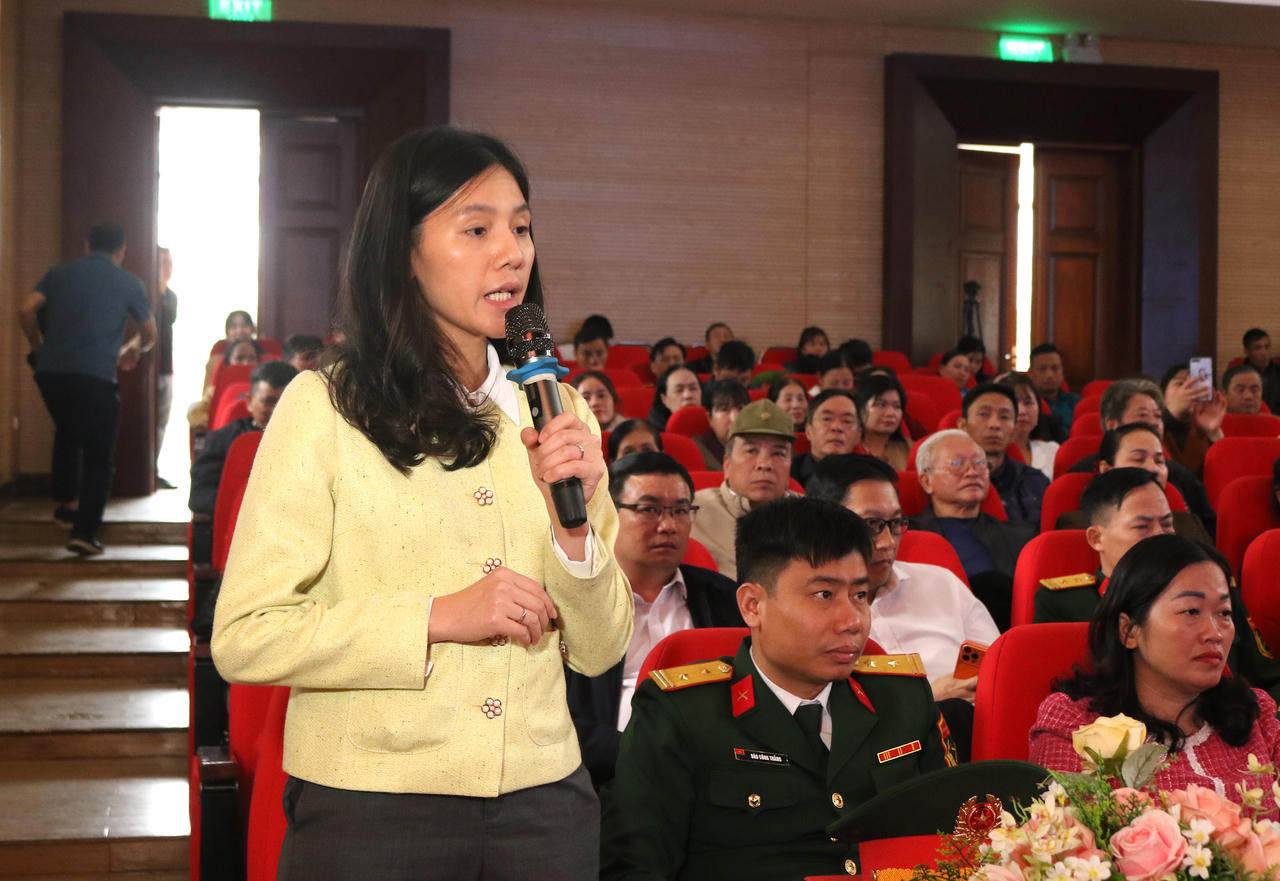 Lào Cai: Cử tri gửi gắm nhiều kiến nghị sát thực tiễn tại hội nghị tiếp xúc ứng cử viên Quốc hội