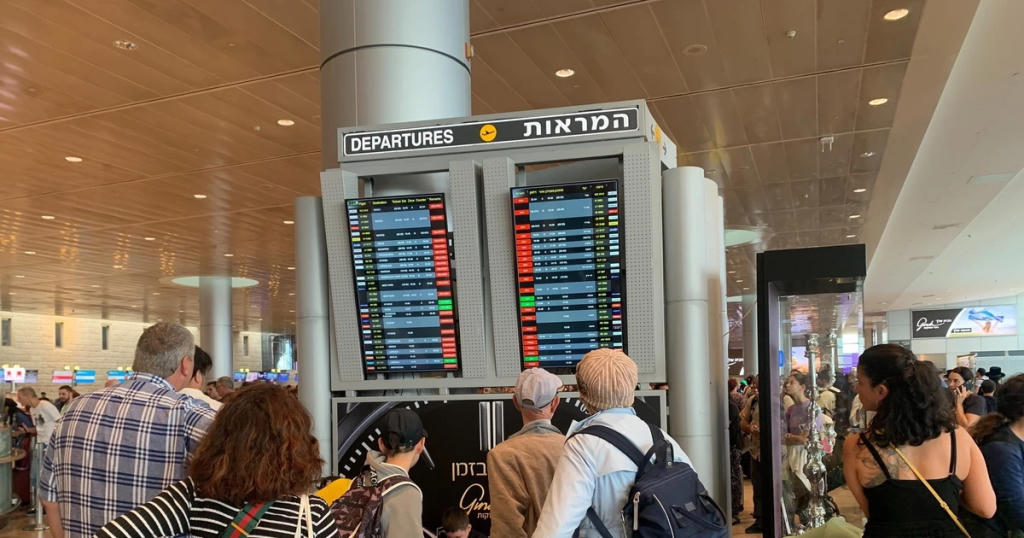 Hơn 700 hành khách bị ảnh hưởng do nhiều chuyến bay Hà Nội – Trung Đông hủy ngày 4/3