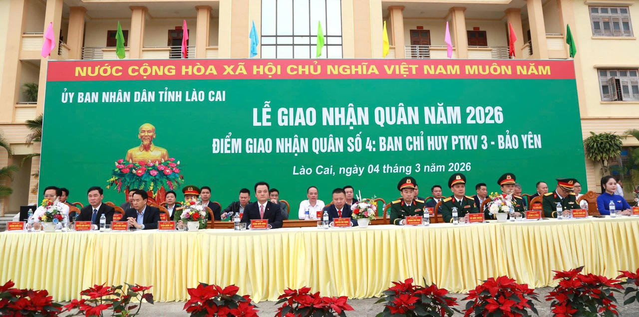 Các đại biểu tham dự.