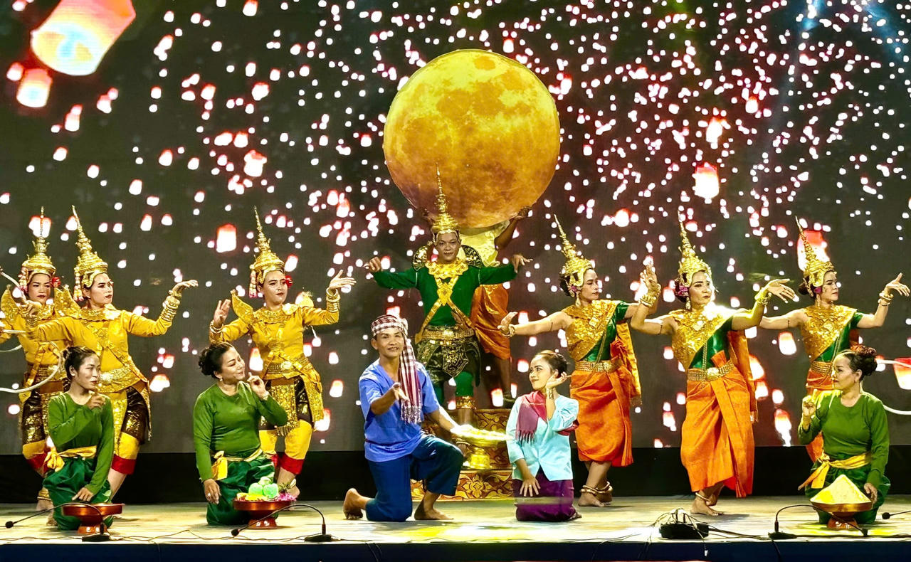 Nhiều hoạt động nghệ thuật và quảng bá du lịch Hà Tiên.