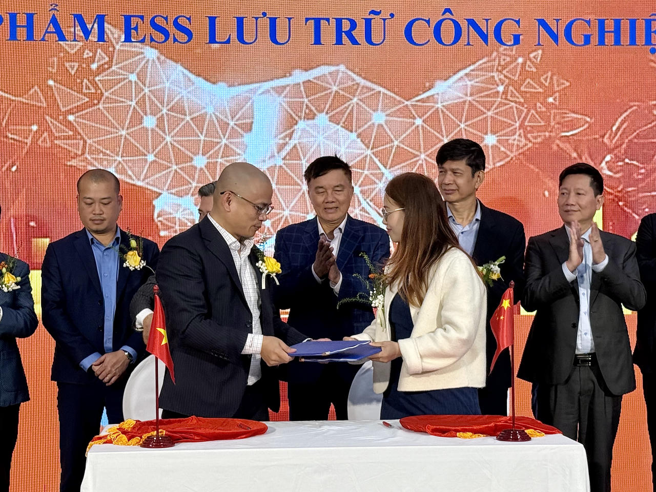 VJCO Group ký kết hợp tác chiến lược với Gotion High-Tech, phát triển hạ tầng lưu trữ năng lượng tại Việt Nam 