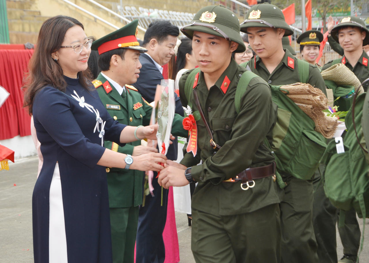 Lào Cai: 2.693 thanh niên lên đường nhập ngũ năm 2026