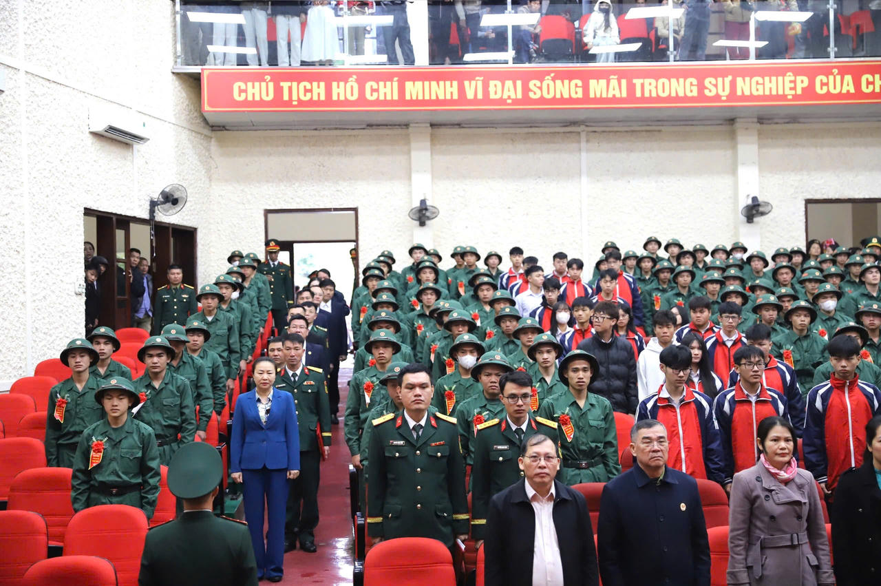 Hơn 2.300 thanh niên Quảng Ninh viết tiếp câu chuyện lịch sử về đất Mỏ Anh hùng