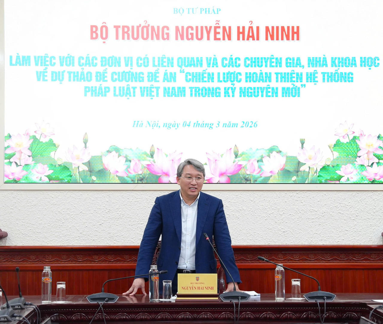 Bộ trưởng Bộ Tư pháp Nguyễn Hải Ninh.