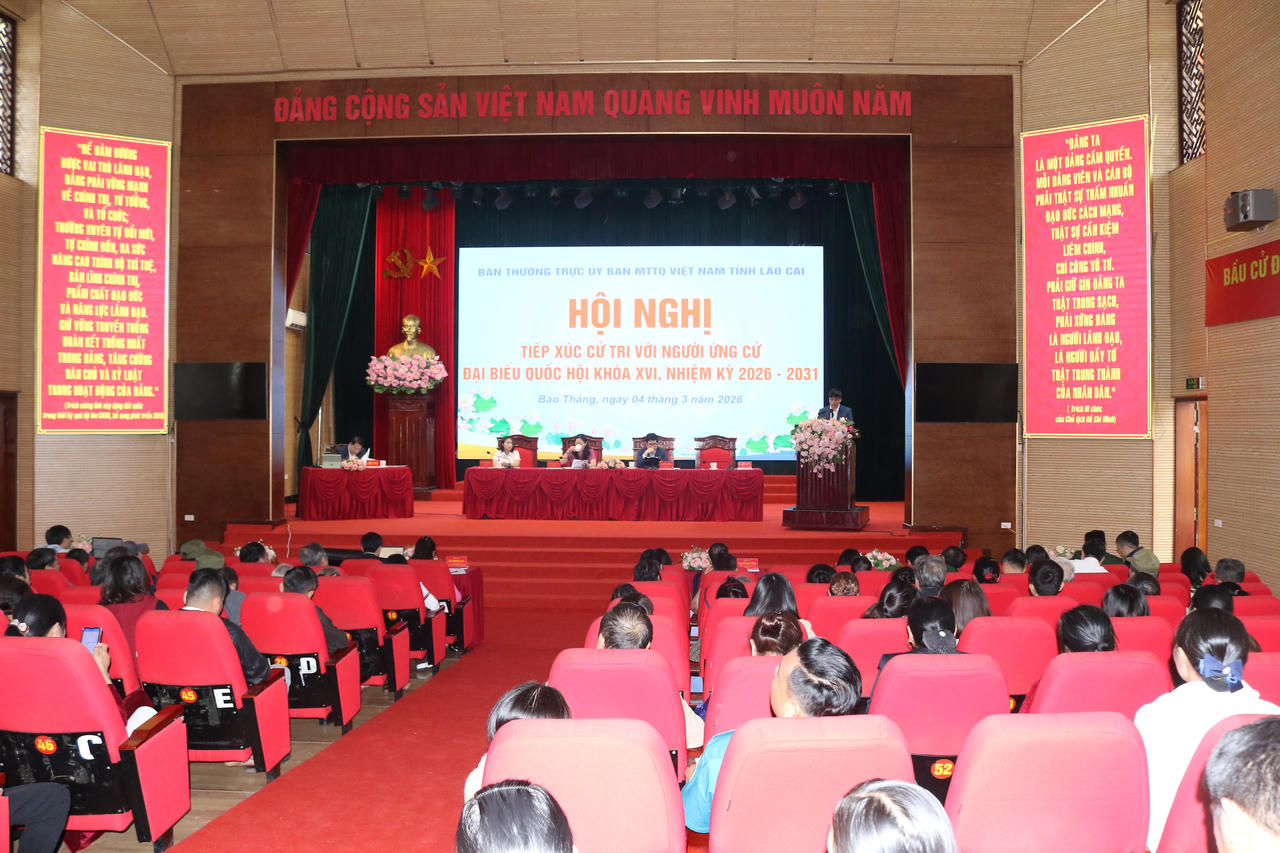 Lào Cai: Cử tri gửi gắm nhiều kiến nghị sát thực tiễn tại hội nghị tiếp xúc ứng cử viên Quốc hội