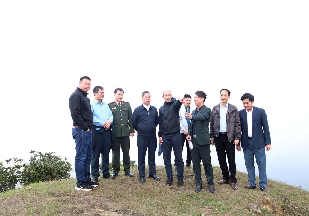 Lãnh đạo UBND tỉnh Lạng Sơn và Sun Group khảo sát dự án hơn 7.300 tỷ đồng trên đỉnh Mẫu Sơn