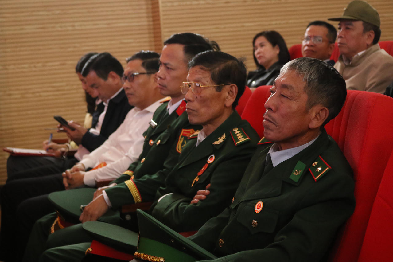 Lào Cai: Cử tri gửi gắm nhiều kiến nghị sát thực tiễn tại hội nghị tiếp xúc ứng cử viên Quốc hội