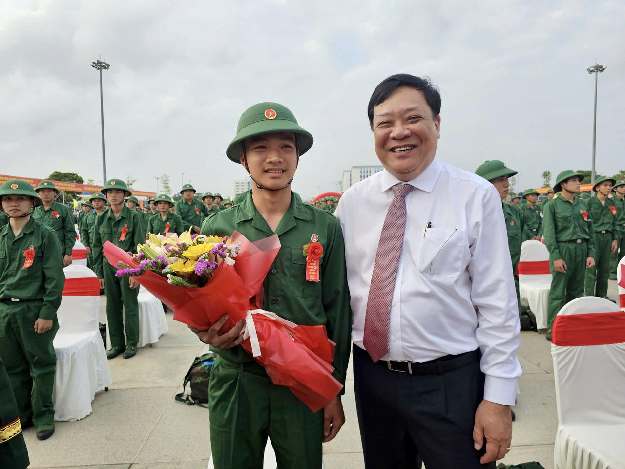 Ông Phạm Thành Ngại - Phó Bí thư Tỉnh ủy, Chủ tịch UBND tỉnh Đồng Tháp tin tưởng hơn 3.600 thanh niên sẽ phát huy tốt truyền thống vẻ vang của cha anh đi trước.