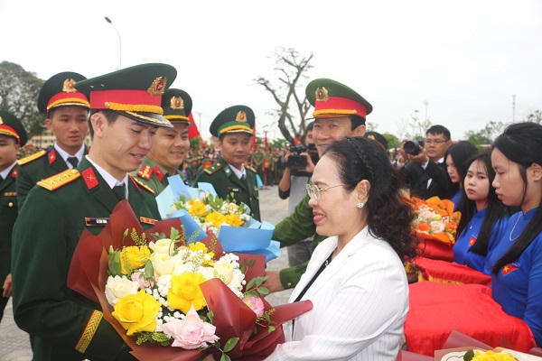 Quảng Trị: 2.630 thanh niên lên đường thực hiện nghĩa vụ quân sự, công an năm 2026