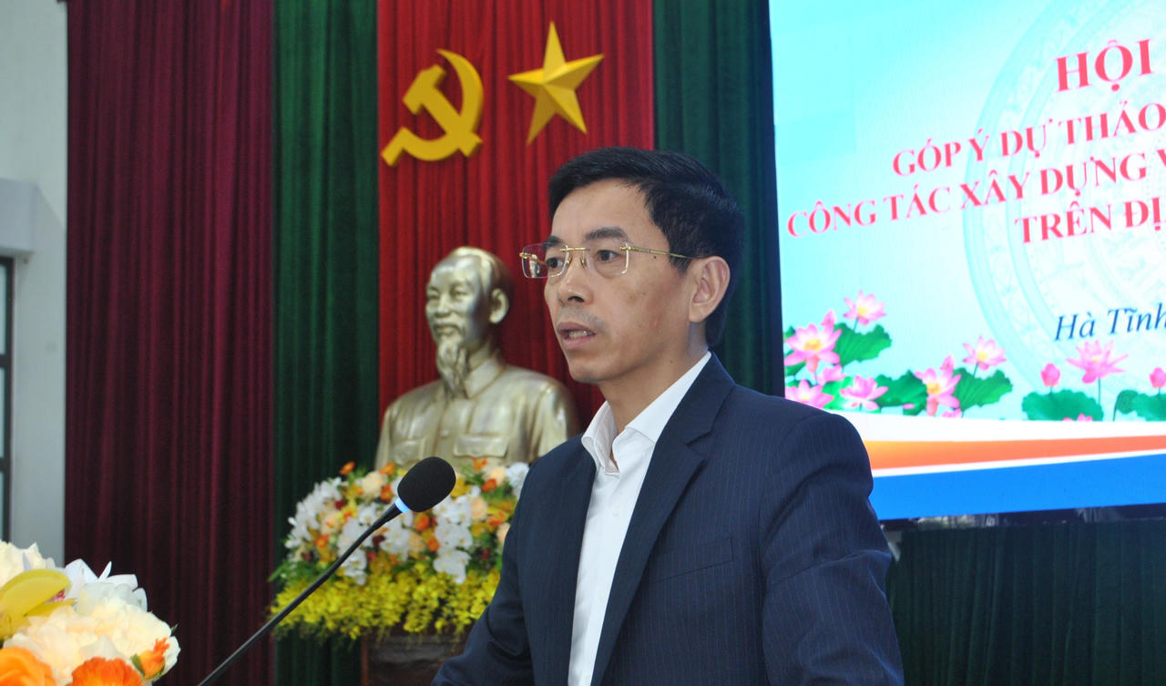 Ông Nguyễn Quốc Tuấn - Giám đốc Sở Tư pháp Hà Tĩnh phát biểu khai mạc Hội nghị.