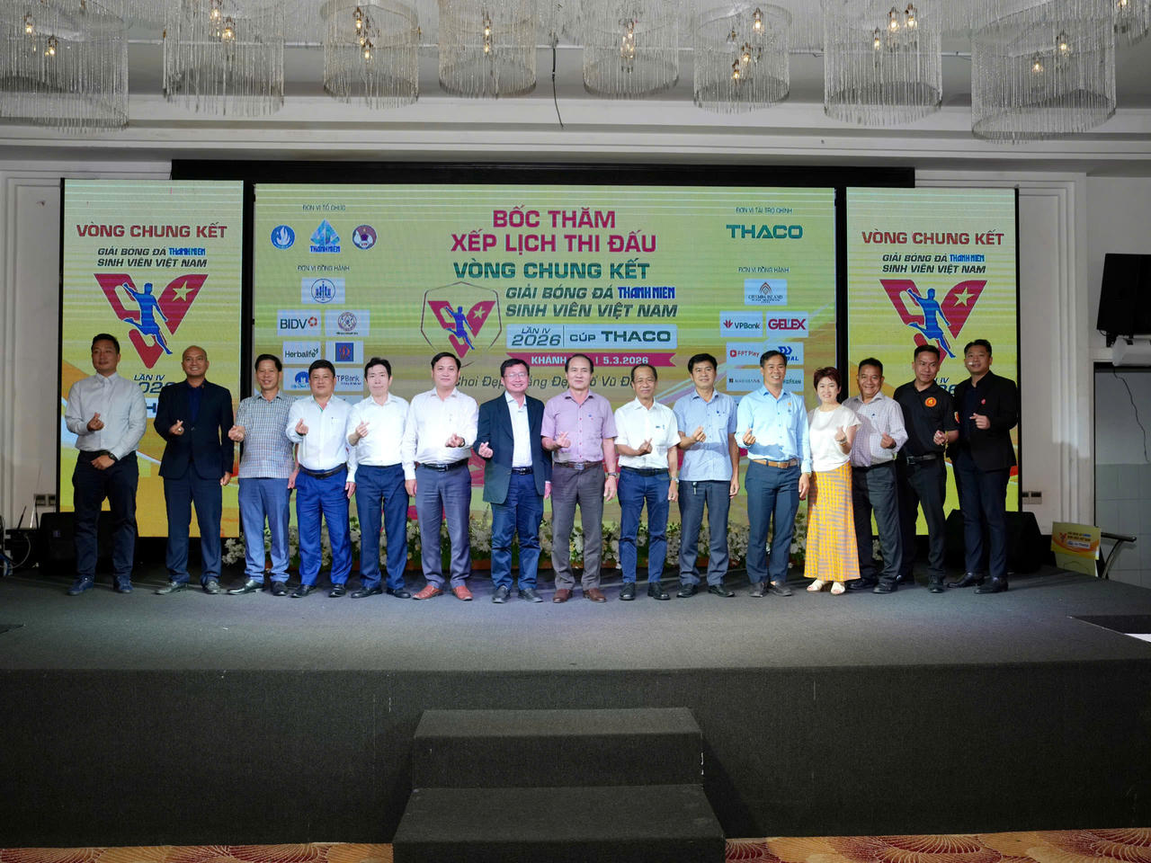 Giải đấu hứa hẹn mang đến những trận cầu hấp dẫn và kịch tính, khi các đội bóng đều quyết tâm chinh phục ngôi vô địch.