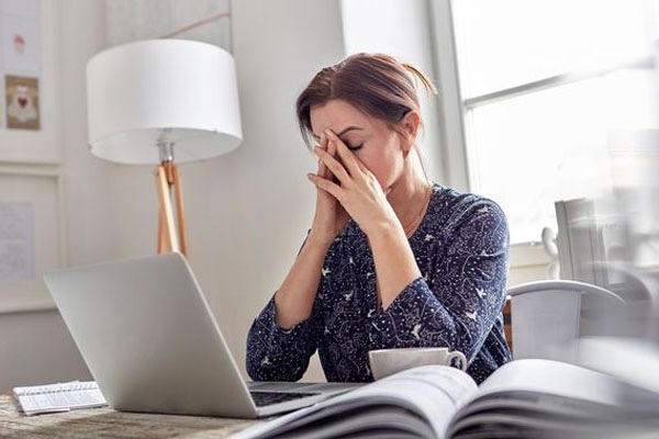 Đề xuất đưa người chịu áp lực công việc, học tập vào diện theo dõi tâm thần